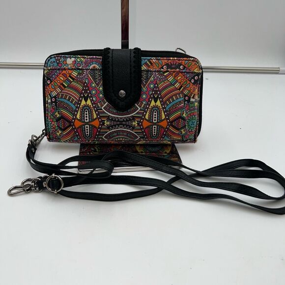 Sakroots Wristlet/Crossbody Phone Holder and Zip Around Wallet - Picture 2 of 11